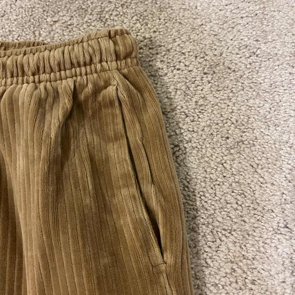 Nike Women's Velour Wide Leg Pants - Picture 5 of 10